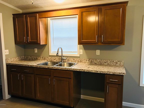 5th image of 14902 Galston Blvd