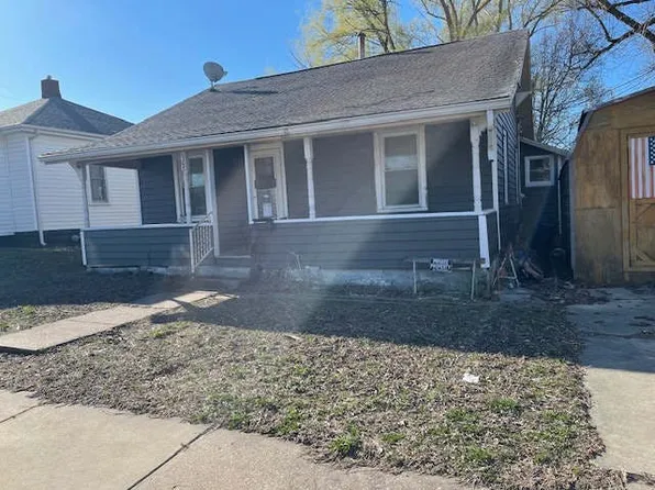 108 W Elm St, Hartford, IL 62048