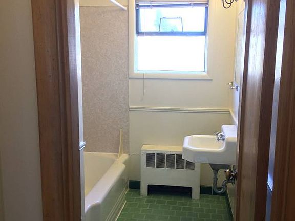 5th image of 3318 SW 11th Ave #3