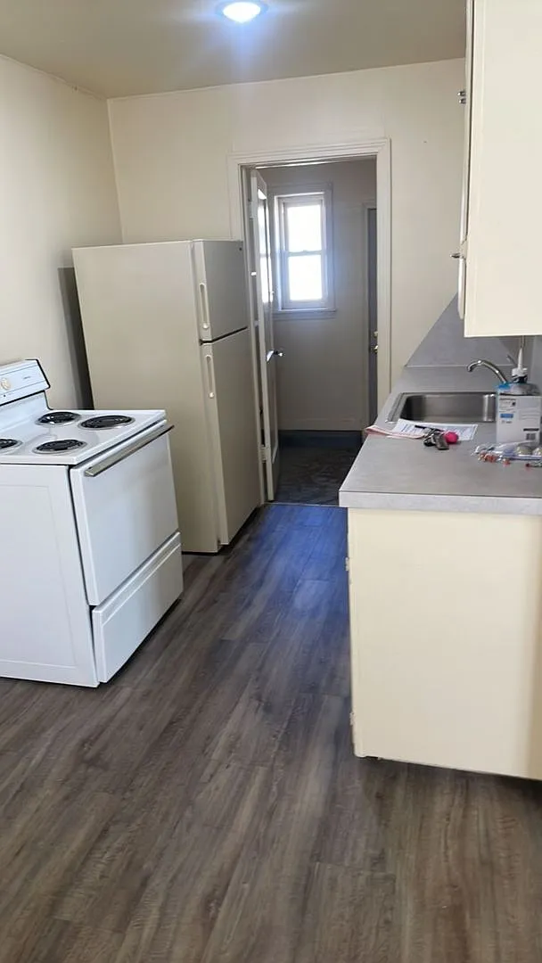 Washington Apartments — Photo 2
