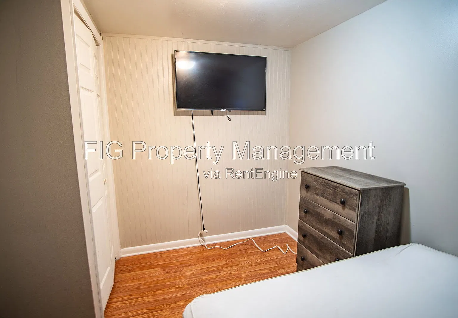 1 bed, 1.0 bath, $800 — Photo 3
