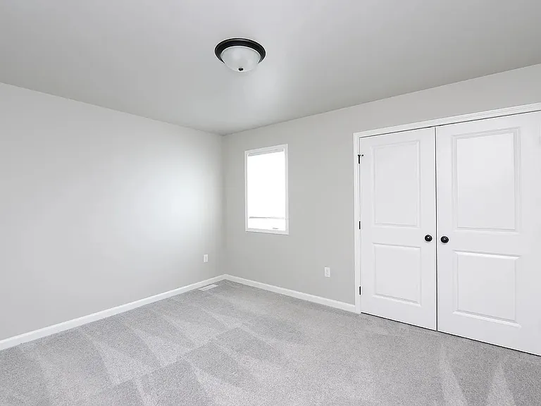 2383 Eagle Valley Dr S — Photo 8