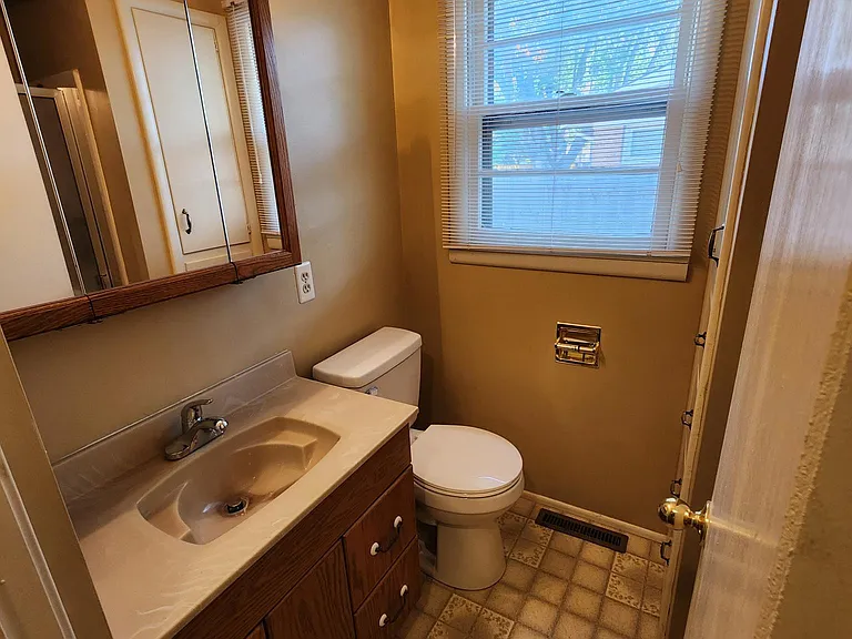 7814 W Quail Ln — Photo 9