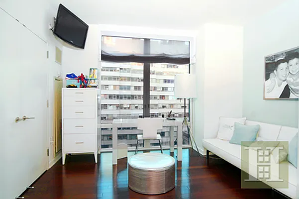 Rented by Halstead Real Estate | media 25