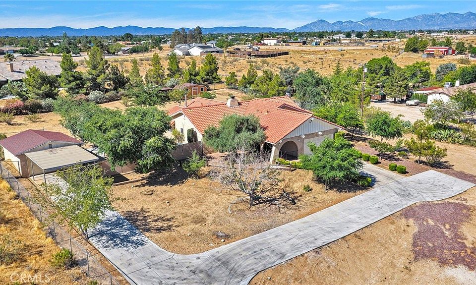 1st image of 18663 Mojave St