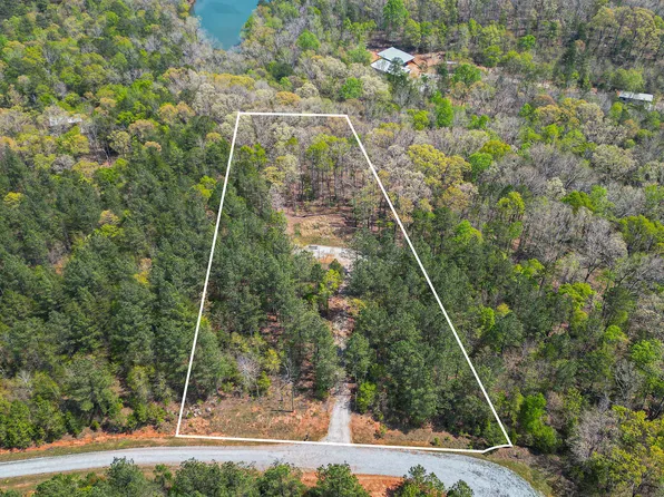 1043 Long Pine Ln, Elberton, GA 30635