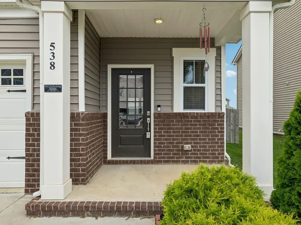 538 Torrey Pines Ln, Lebanon, TN 37087