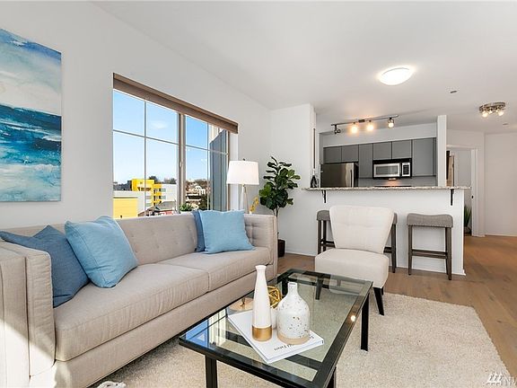 4th image of 1125 E Olive St APT 602