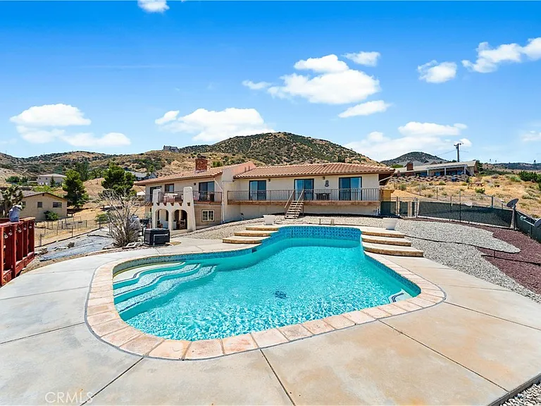 1055 Lakeview Dr — Photo 49