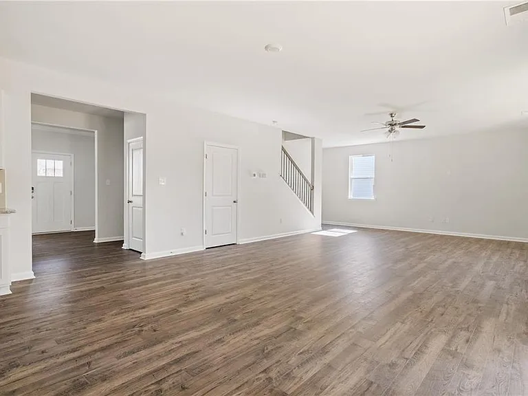 5712 Brailen Dr — Photo 12