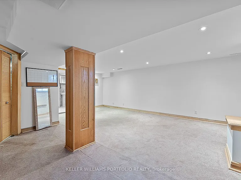 40 Scarboro Cres — Photo 39