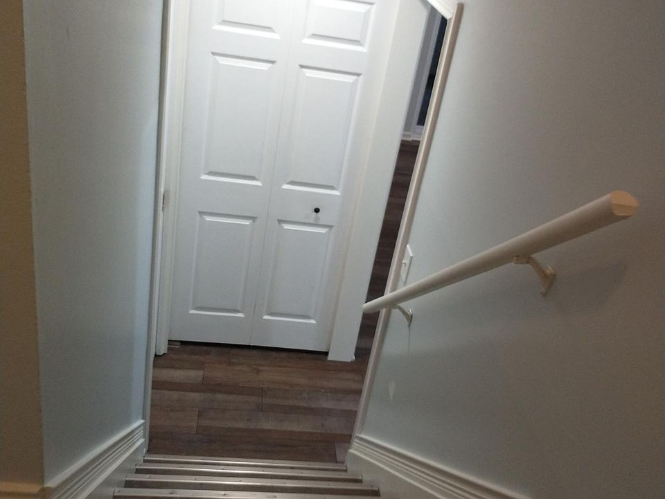 Steps Leading to Kitchen and Living Room