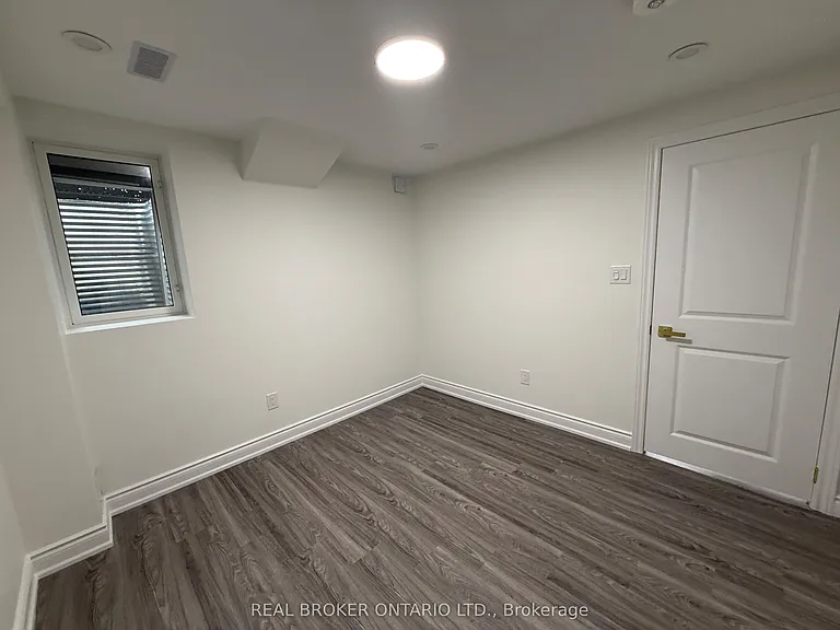 1450 Periwinkle Pl #BASEMENT — Photo 22