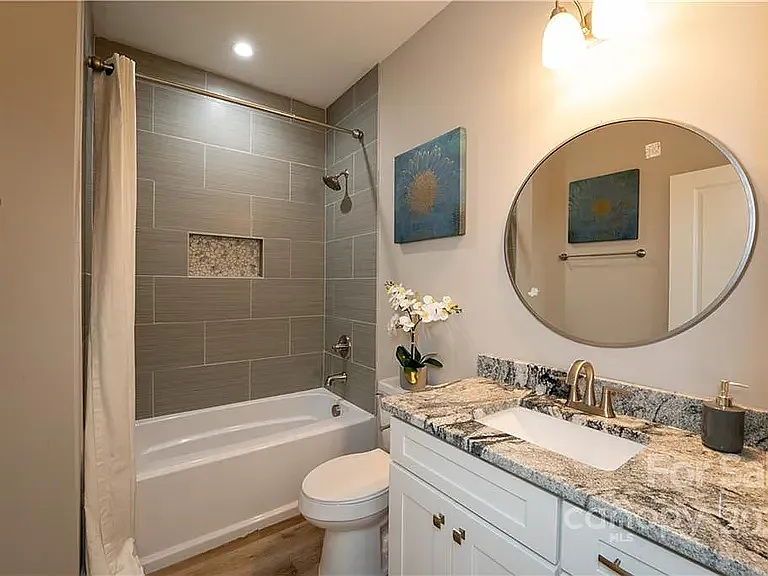 301 S Cloudman St — Photo 6