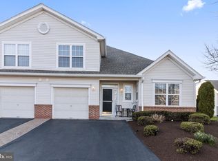 53 Lady Slipper Ln, Langhorne, PA 19047