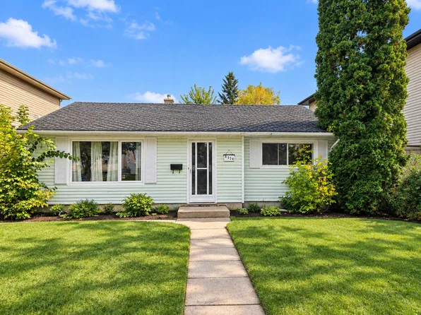 8334 79th Ave NW, Edmonton, AB T6C 0R3
