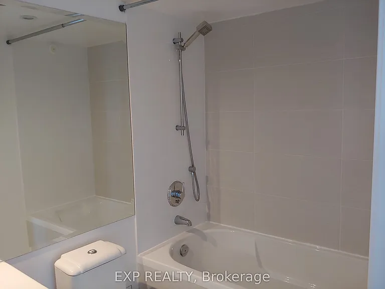 386 Yonge St #3115 — Photo 17