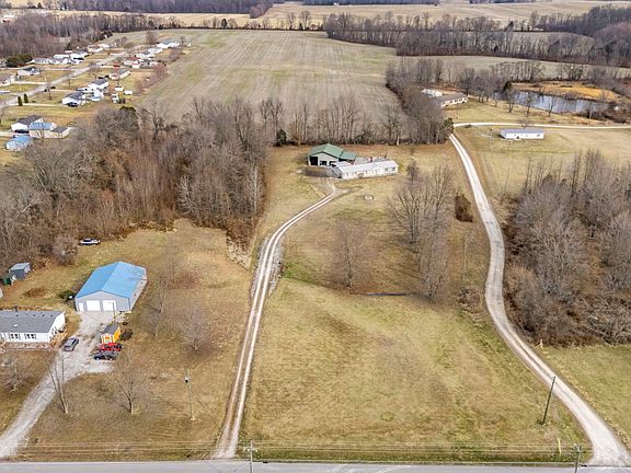 3rd image of 1317 E Cutshall Rd