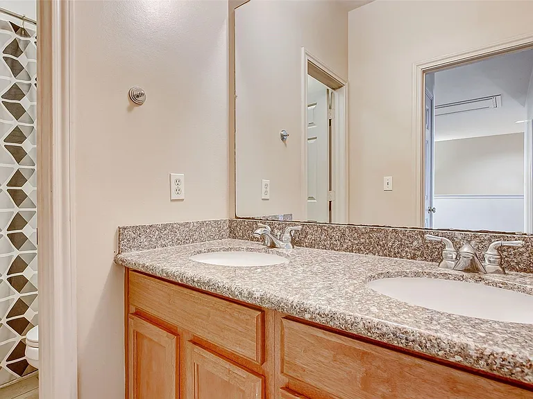 3742 E Ashford Villa Ln — Photo 38