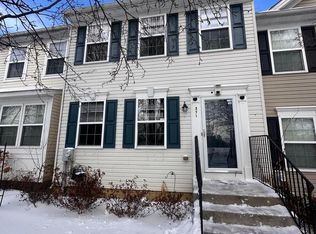 371 Dickens Dr, Lancaster, PA 17603