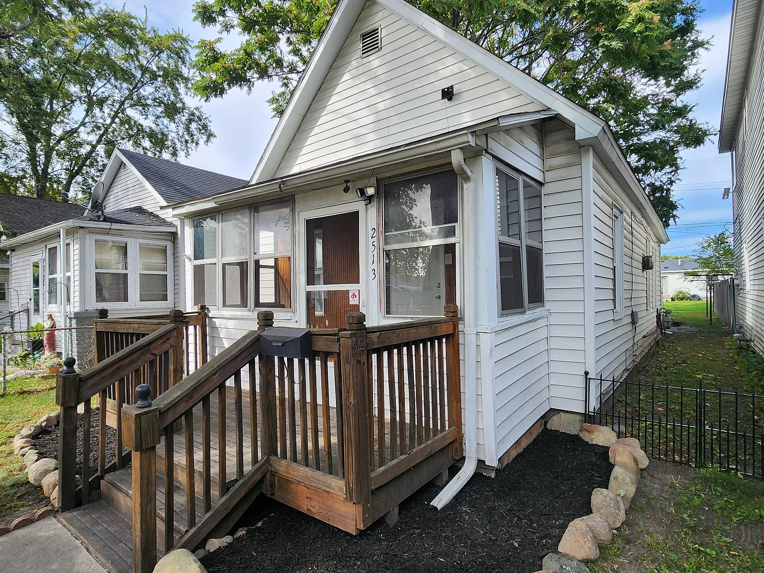 3 bed, 1017 sqft, $1,350 — Photo 4