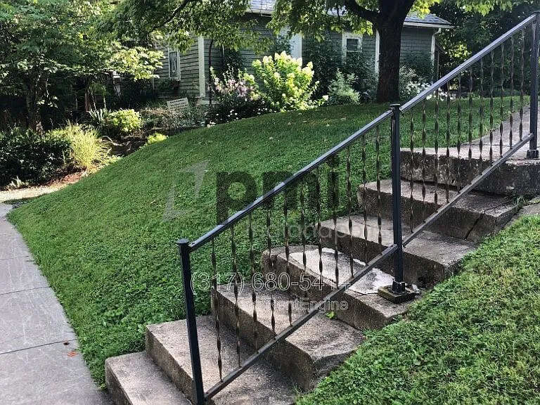1204 N Lincoln St — Photo 2