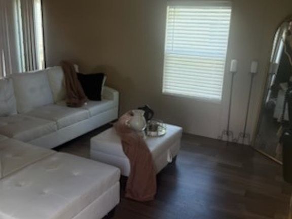 5th image of 479 Karla Dr