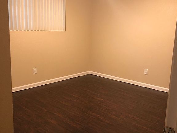 4th image of 2234 Santa Fe Ave APT 6