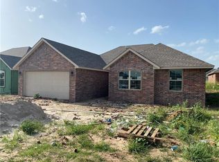 1920 Timber Dale Dr, Shawnee, OK 74804