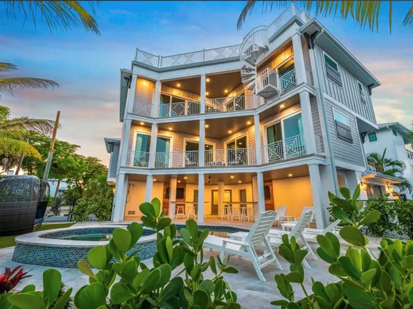 147 Avenida Veneccia, Sarasota, FL 34242