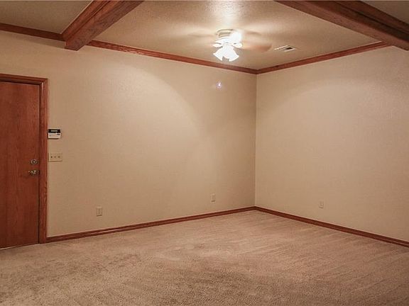 5th image of 1109 Golden Leaf Dr