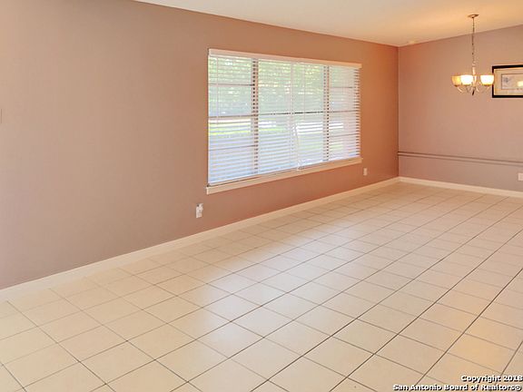 4th image of 4107 City View Dr