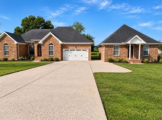 1507 Lindsey Ln, Chapel Hill, TN 37034