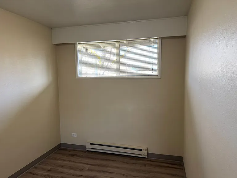 1710 Arthur St — Photo 12