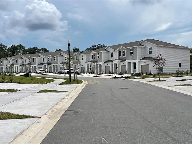 7501 Stone Creek Trl — Photo 18
