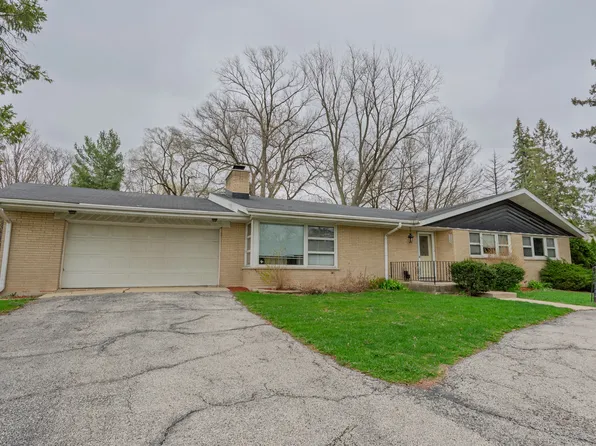 6325 Keokuk Rd, Indian Head Park, IL 60525