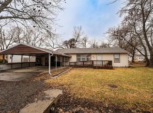 524 E 3rd St, Adrian, MO 64720