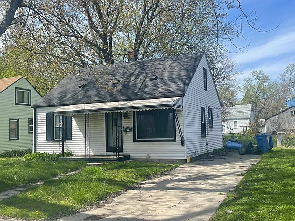 3rd image of 24388 Powers Ave