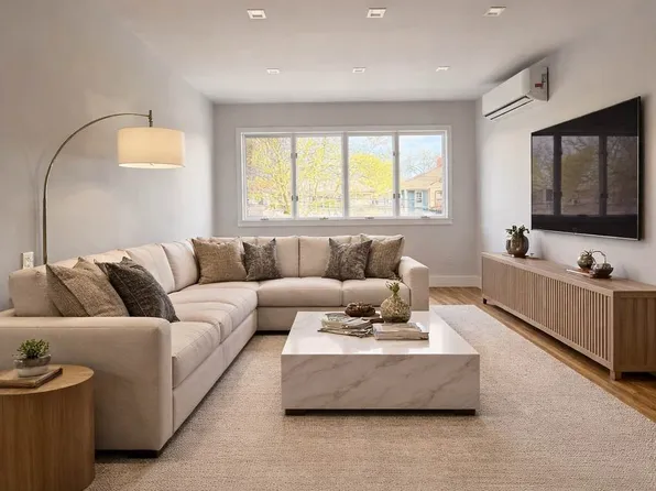 2726 E 64th St #2, Brooklyn, NY 11234