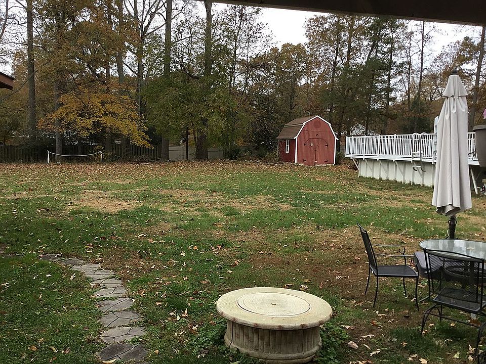 2nd image of 13138 Meadow Dr