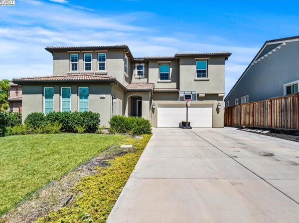 6832 Spanner Ct, Tracy, CA 95377