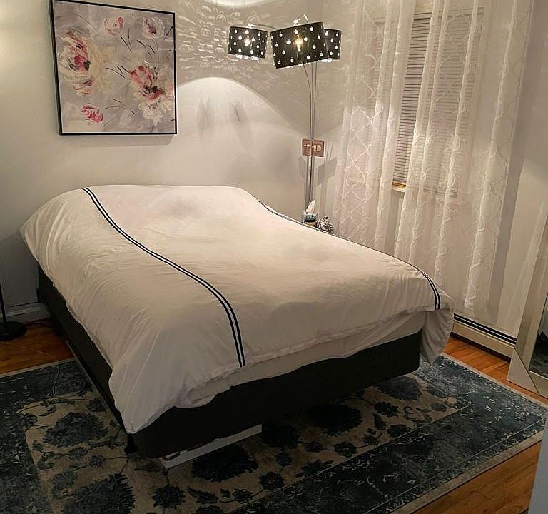 2nd image of 6 Beacon St #1A