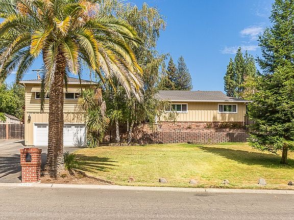 2nd image of 4948 Arboleda Dr