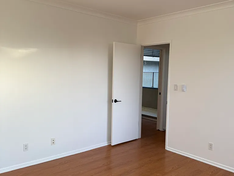 1330 California Ave #108 — Photo 14