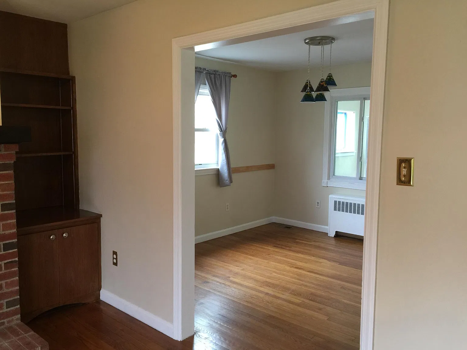 4 bed, 2194 sqft, $3,200 — Photo 4