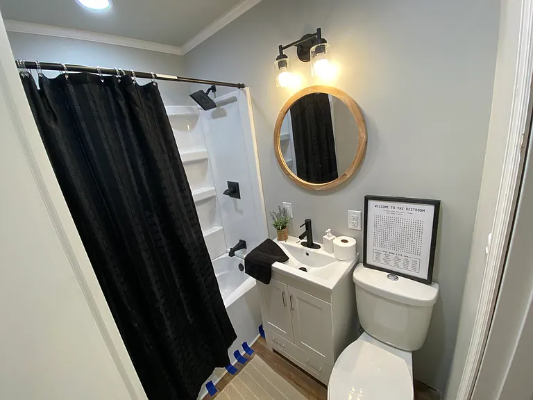 403 Grace Dr — Photo 2