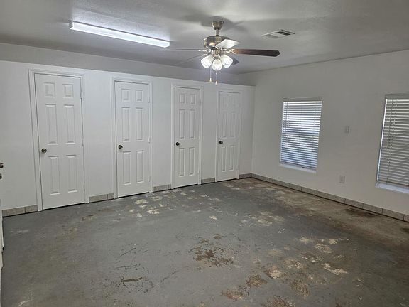 3rd image of 13600 Fm 1314 Rd