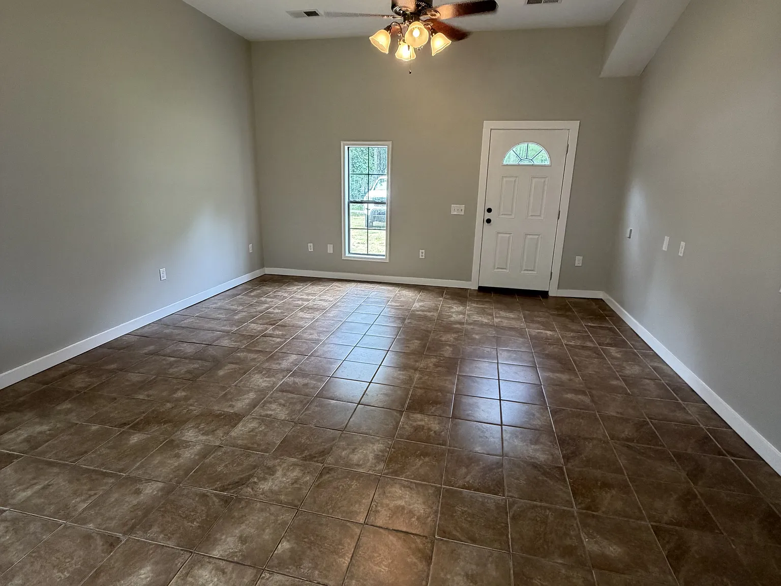 262 Payne Road - B — Photo 2