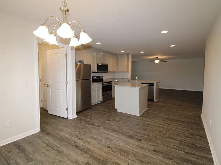 578 Brushwood Dr — Photo 9
