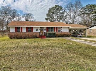 211 Woodvine Dr, Lexington, SC 29072